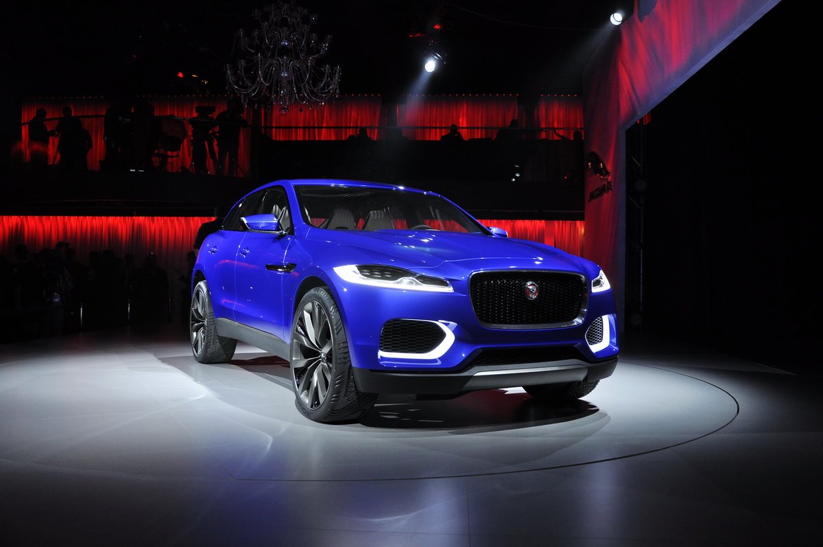 Jaguar C-X17: Má po premiéře. Dříve než v roce 2015 nepřijde