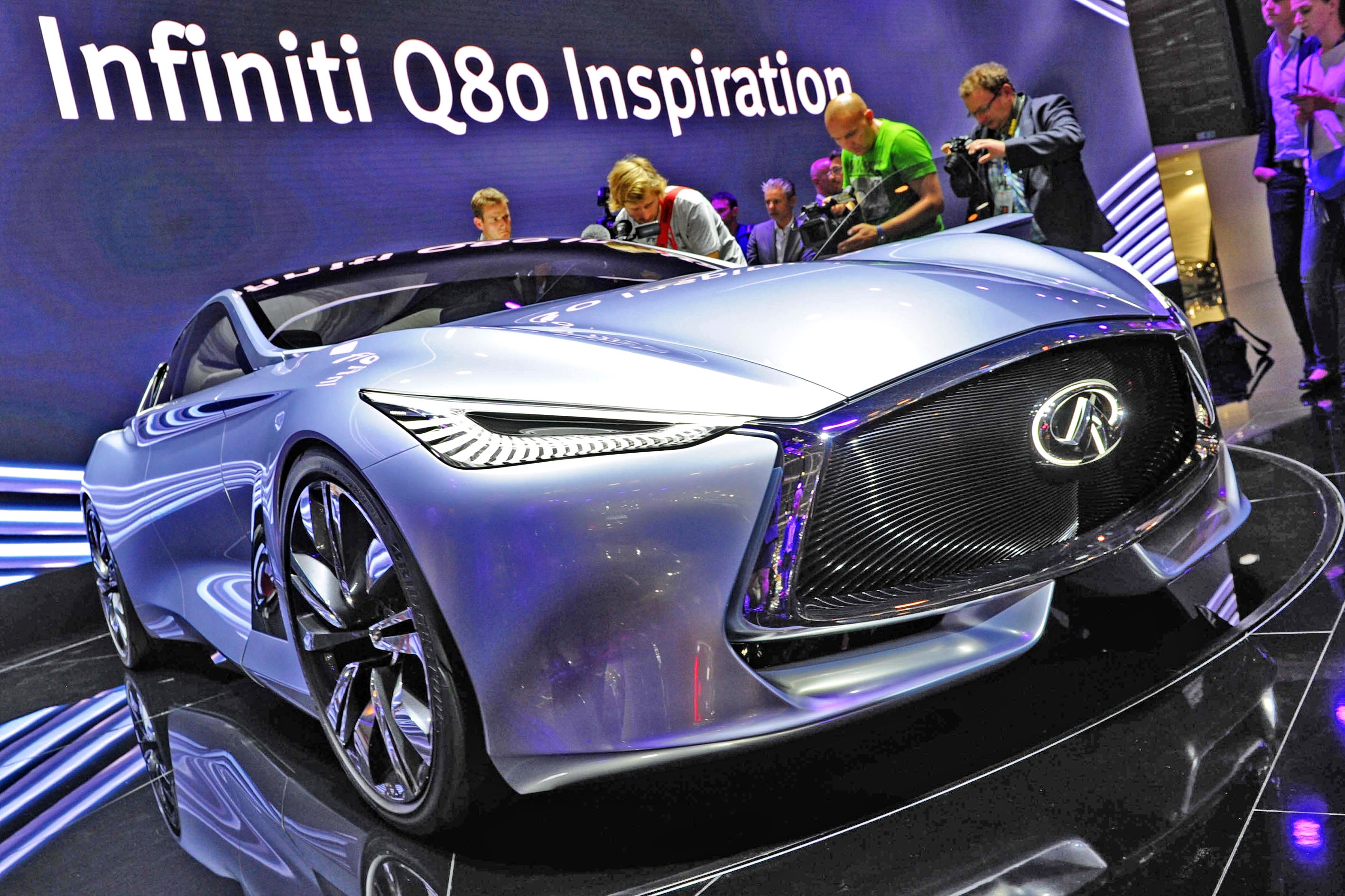 Paříž 2014 živě: Infiniti Q80 Inspiration