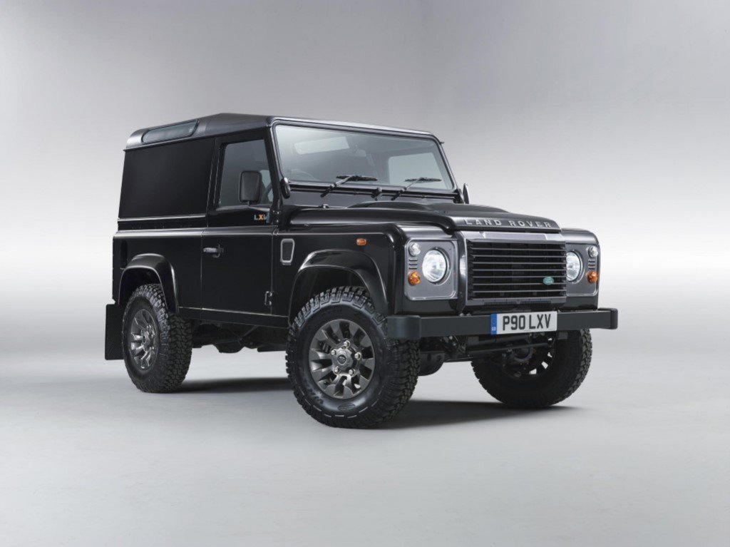 Land Rover Defender LXV: Luxusní edice na oslavu narozenin