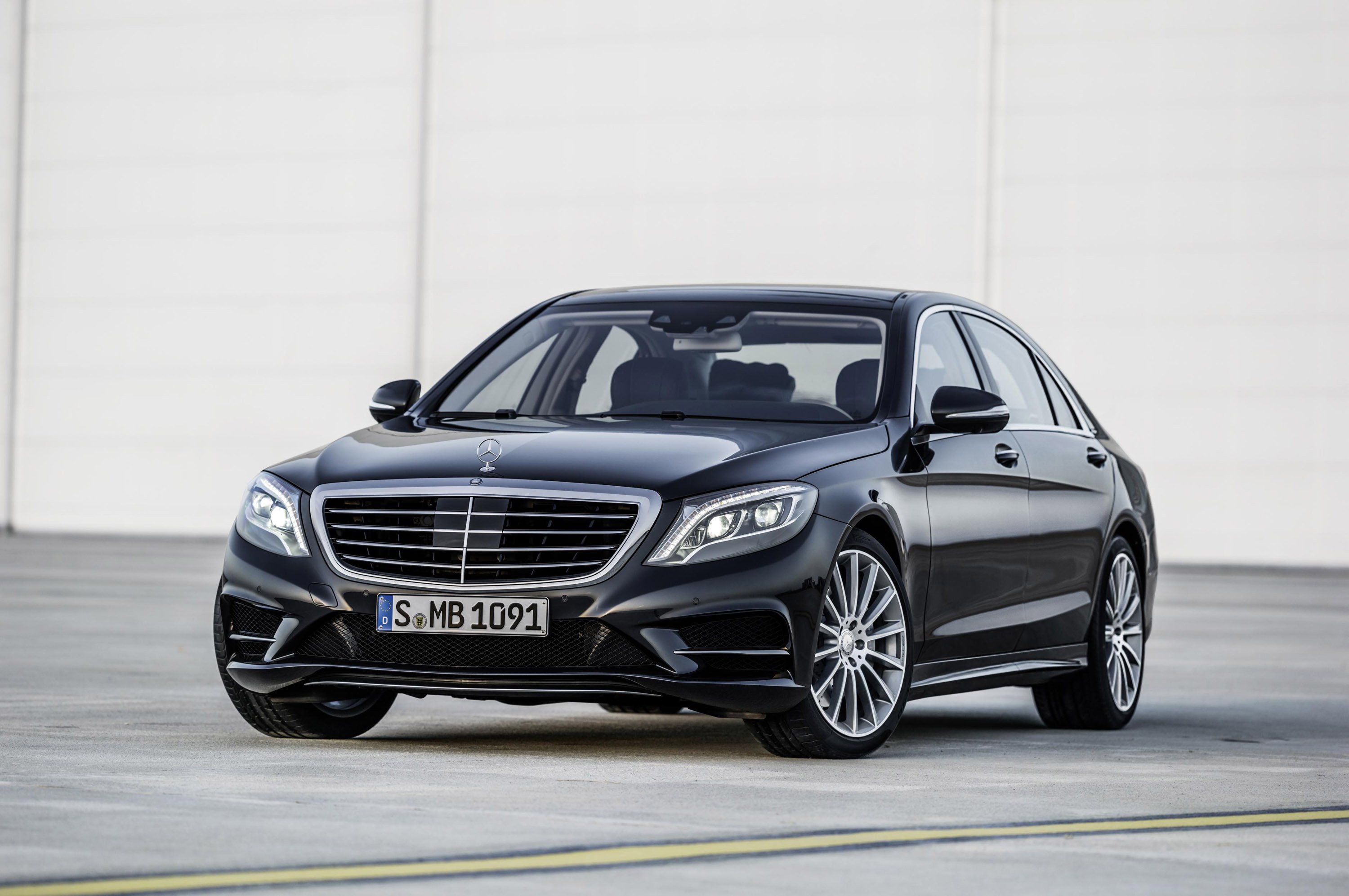 Mercedes-Bez S: 4Matic i pro diesel