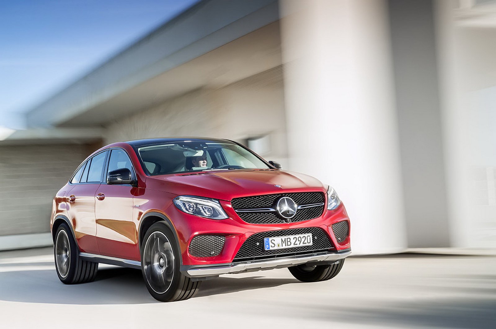 Také Mercedes má svou X6. Jmenuje se GLE Coupé