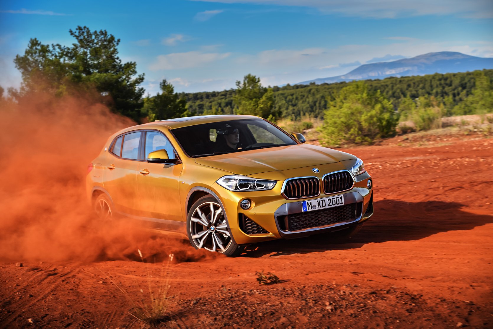 BMW X2 – emotivnější X1 je tady